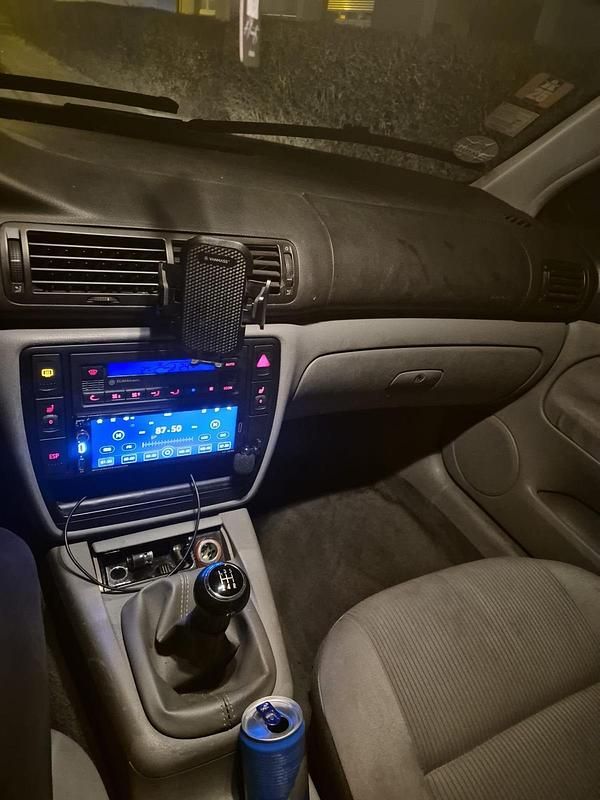 Gebraucht VW Passat 150 PS (110 kW) 2002 Silber Kombi