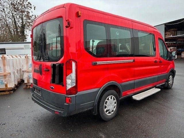 Gebraucht Ford Transit Trend 105 PS (77 kW) 2018 Rot Kombi