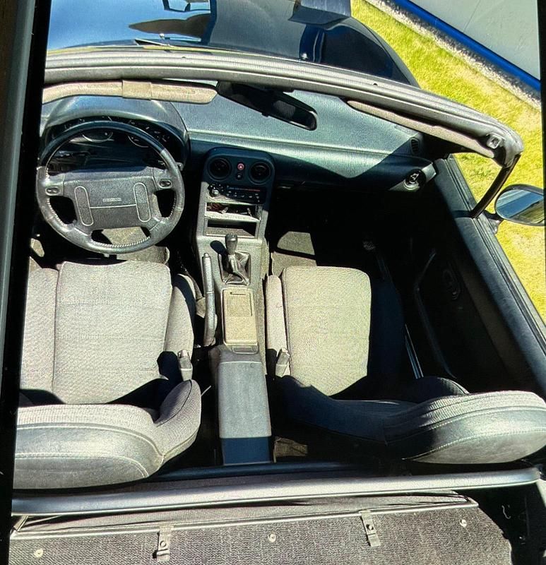 Gebraucht Mazda MX5 116 PS (85 kW) 1990 Schwarz Cabrio