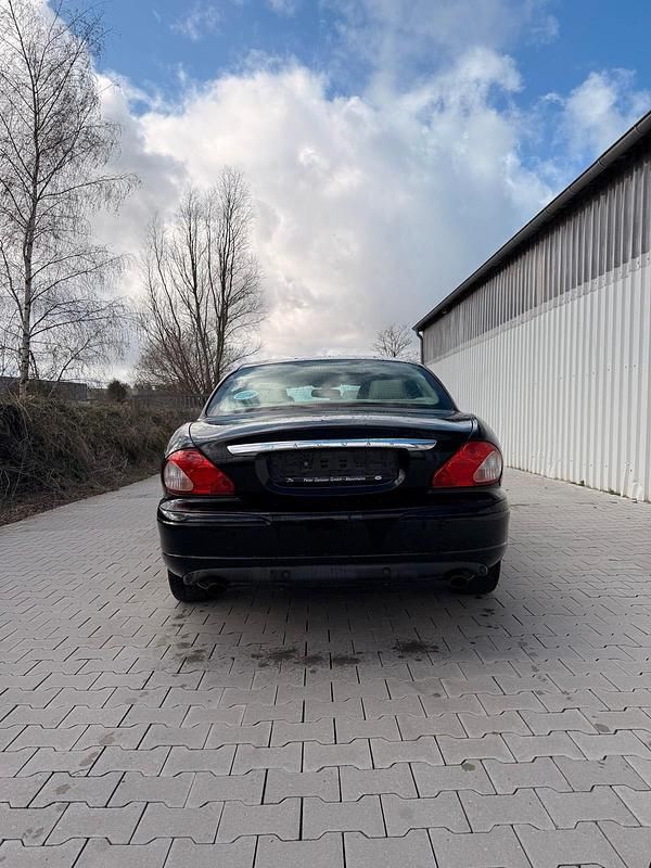 Gebraucht Jaguar X-type Executive 195 PS (143 kW) 2004 Schwarz Limousine