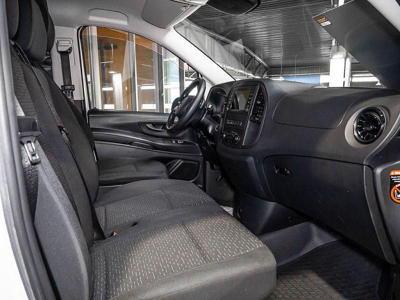 Gebraucht Mercedes e-Vito 85 kW (116 PS) 2021 Weiß Van / Kleinbus