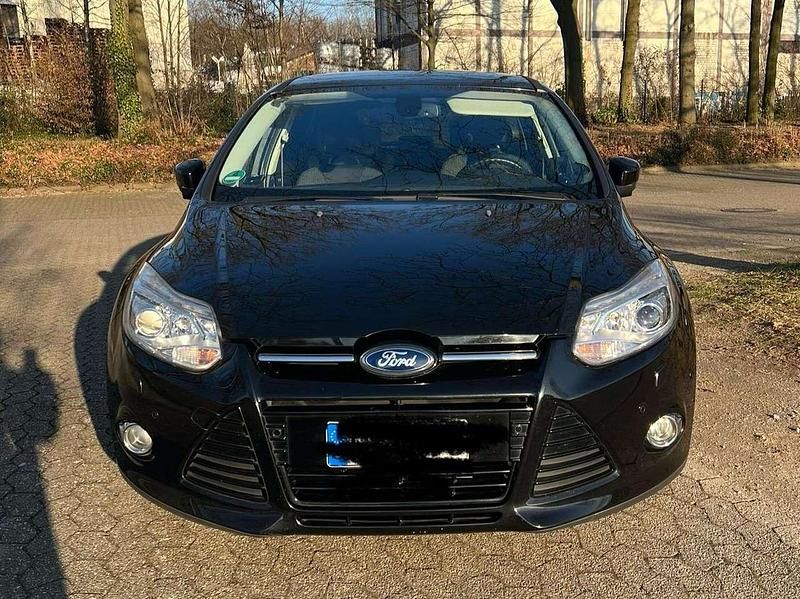 Gebraucht Ford Focus Titanium 140 PS (102 kW) 2012 Schwarz Kombi