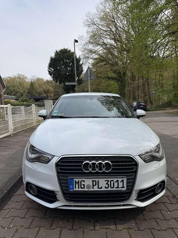 Gebraucht Audi A1 Ambition 122 PS (89 kW) 2012 Weiß Kleinwagen