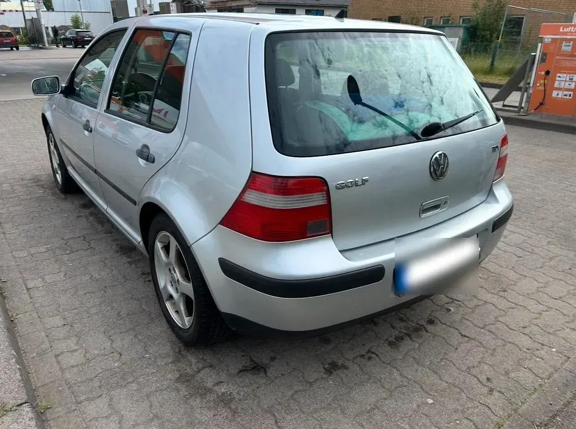 Gebraucht VW Golf IV 101 PS (74 kW) 2004 Silber Limousine
