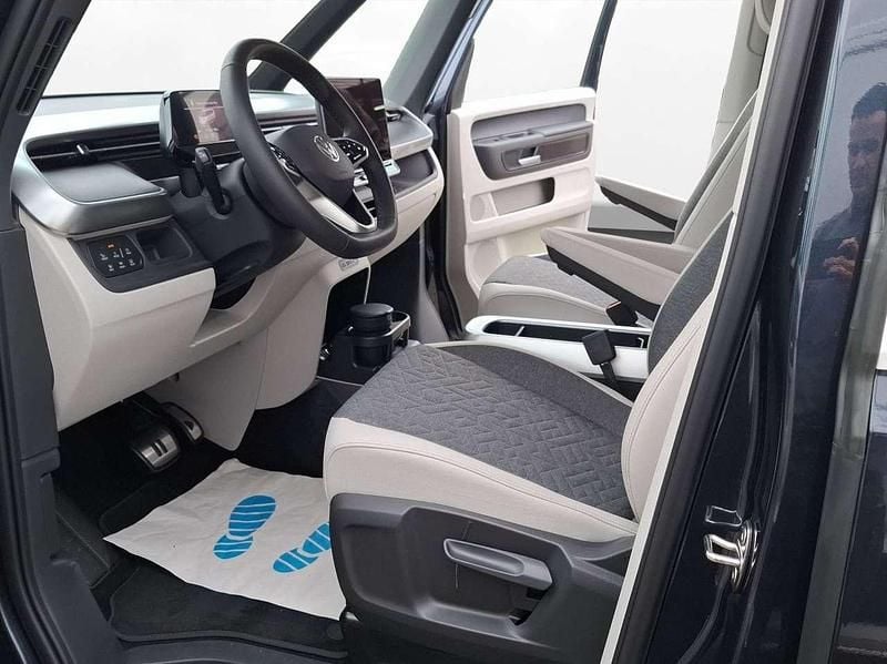 Neu VW ID. Buzz Pro 210 kW (286 PS) 2026 Candyweiß/ starlight blue met Van / Kleinbus