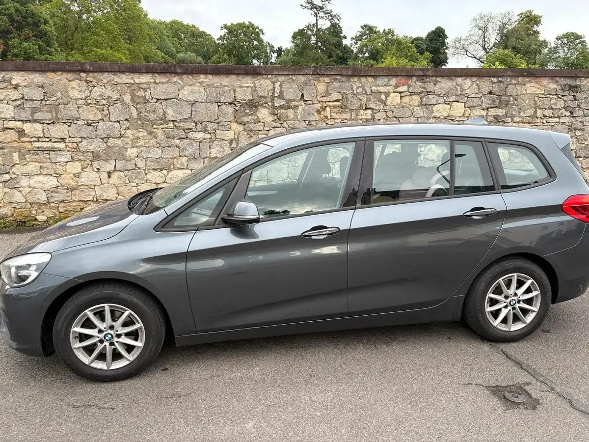 Gebraucht BMW 216 Gran Tourer 116 PS (85 kW) 2017 Grau Van / Kleinbus