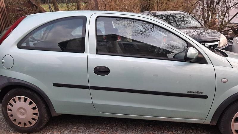 Gebraucht Opel Corsa Comfort 90 PS (66 kW) 2000 Grün Limousine