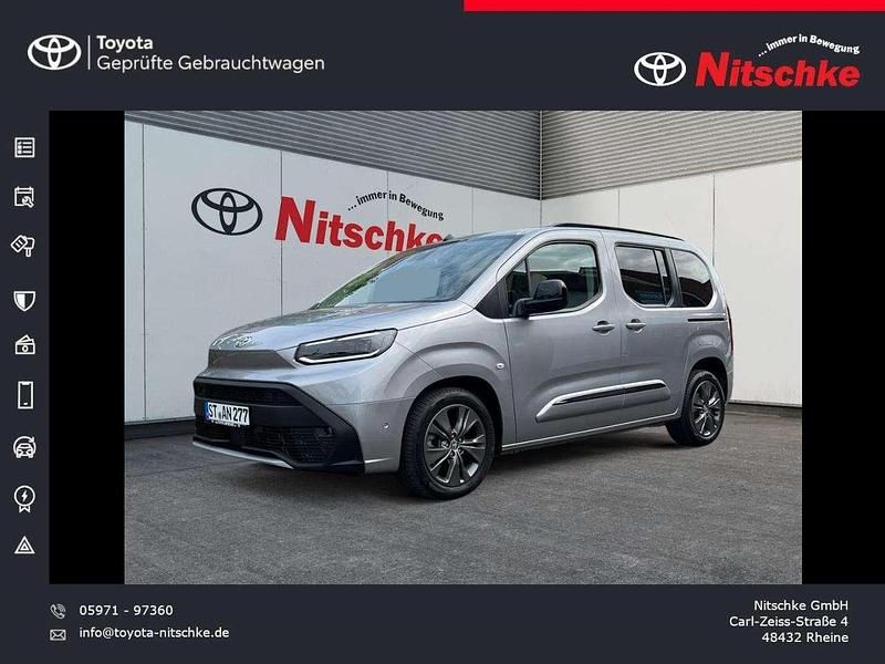 Silber Gebraucht 2024 Toyota Proace Verso City Kombi | 37.690 € (Teuer) - Bild 1/4