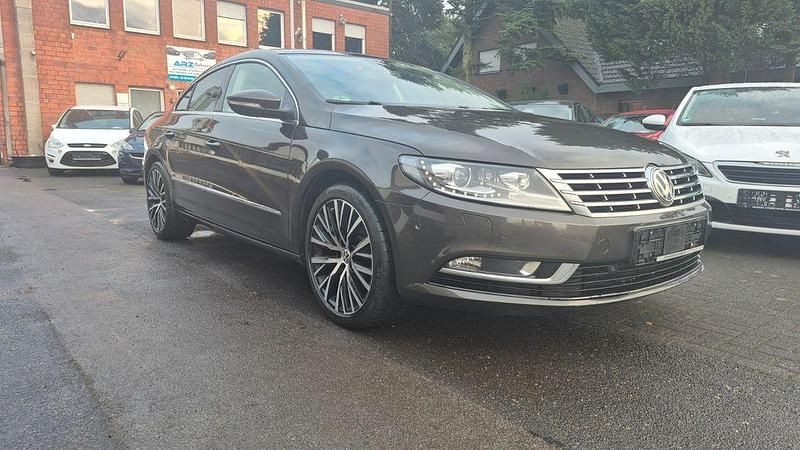 Gebraucht VW Passat Exclusive 170 PS (125 kW) 2012 Braun Limousine