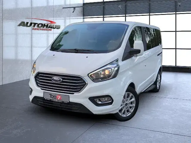 Gebraucht Ford Tourneo Titanium 150 PS (110 kW) 2022 Weiß Kombi