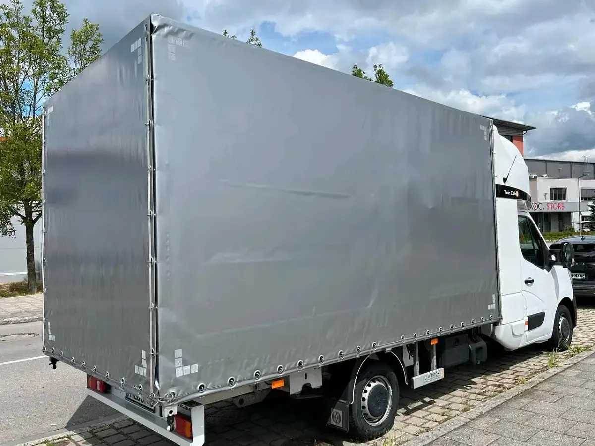 Gebraucht Renault Master 163 PS (119 kW) 2022 Weiß Van / Kleinbus