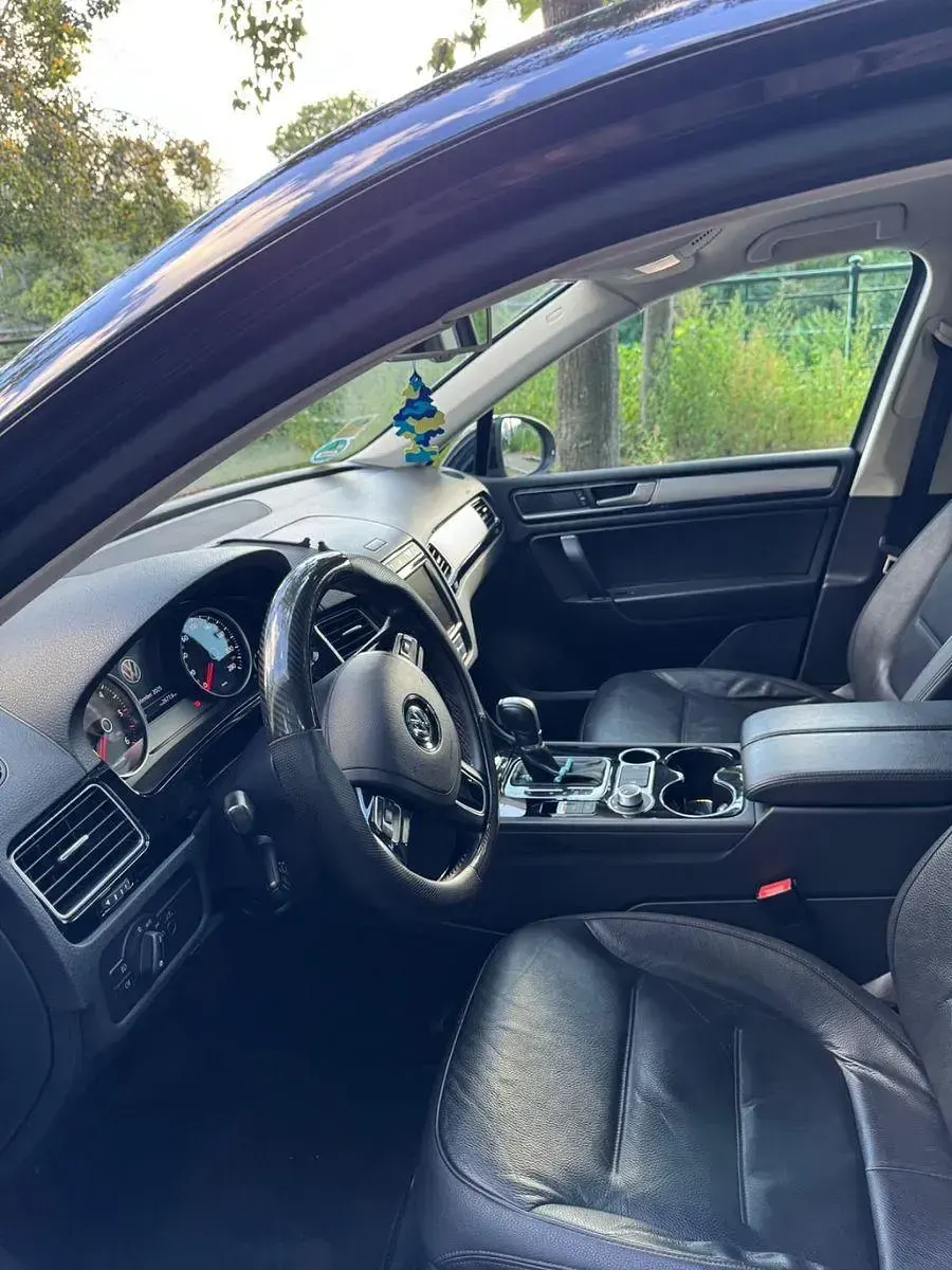 Gebraucht VW Touareg Exclusive 262 PS (192 kW) 2015 Schwarz SUV
