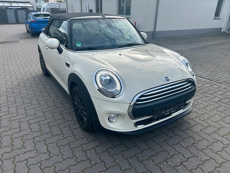 Gebraucht Mini One Cabriolet 102 PS (75 kW) 2017 Weiß Cabrio