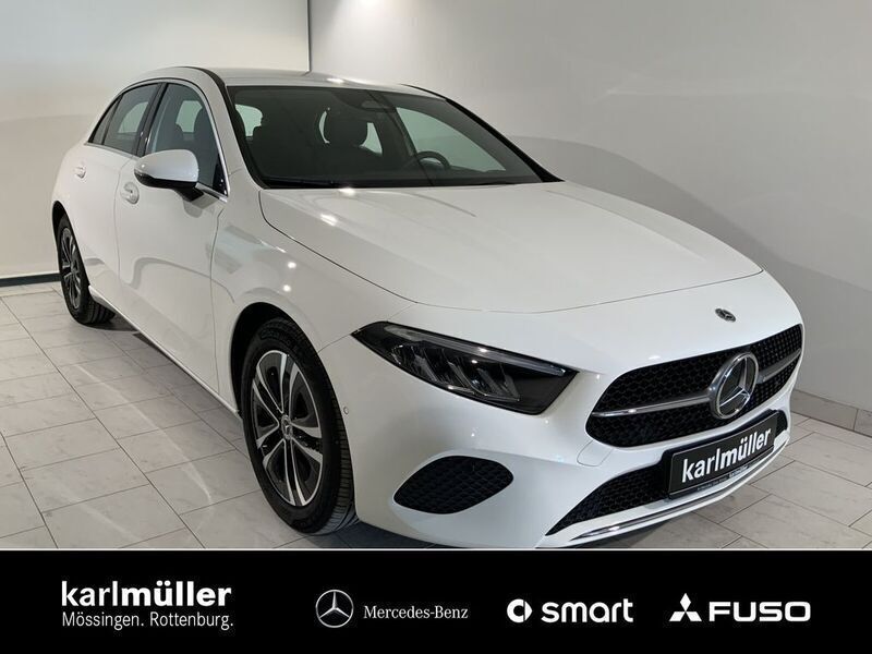 Unilack polarweiß Gebraucht 2024 Mercedes A180 Progressive Limousine | 27.490 € (Guter Preis) - Bild 1/4