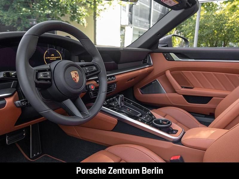 Neu Porsche 911 Carrera S Cabriolet 480 PS (353 kW) 2025 Grau Cabrio