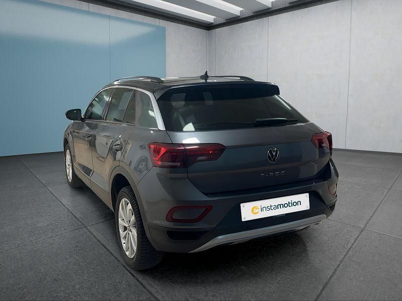 Gebraucht VW T-Roc 110 PS (80 kW) 2023 Grau SUV
