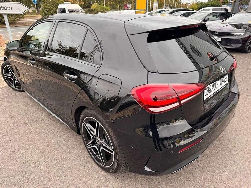 Gebraucht Mercedes A200 Edition 1 163 PS (119 kW) 2022 Kosmosschwarz Kleinwagen