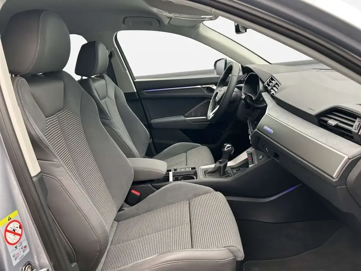 Gebraucht Audi Q3 Ambiente 245 PS (180 kW) 2025 Florettsilber metallic SUV