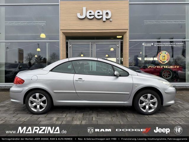 Grau Gebraucht 2006 Peugeot 307 Coupé | 2.590 € (Fairer Preis) - Bild 1/4