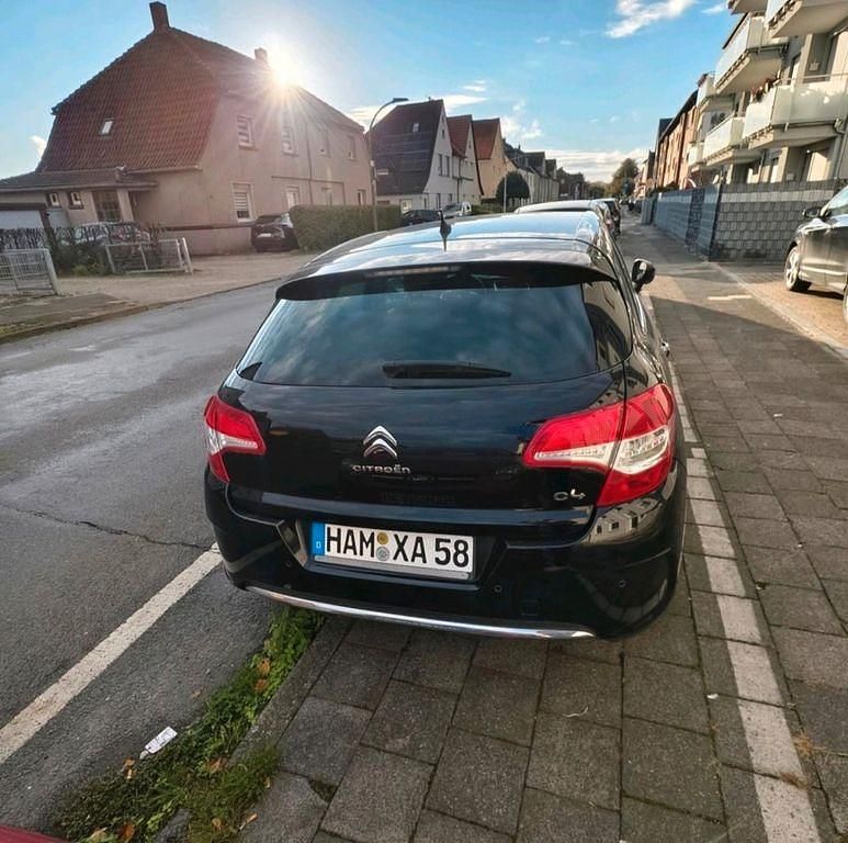 Gebraucht Citroën C4 120 PS (88 kW) 2012 Schwarz Limousine