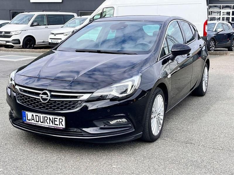 Schwarz Gebraucht 2017 Opel Astra Dynamic Limousine | 13.360 € (Teuer) - Bild 1/4