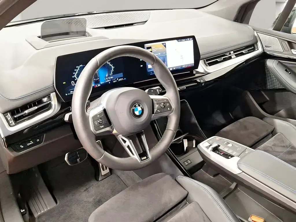 Gebraucht BMW 223 Active Tourer Efficient Dynamics 204 PS (150 kW) 2025 Schwarz Van / Kleinbus