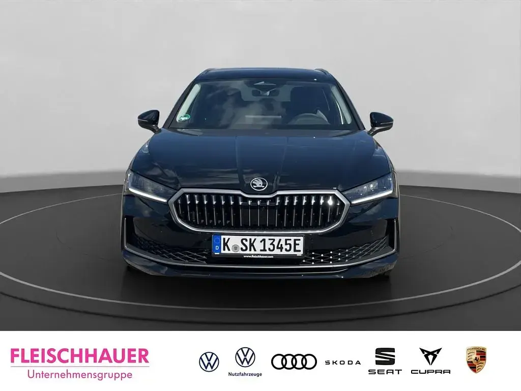 Gebraucht Skoda Superb Selection 204 PS (150 kW) 2025 Schwarz Kombi