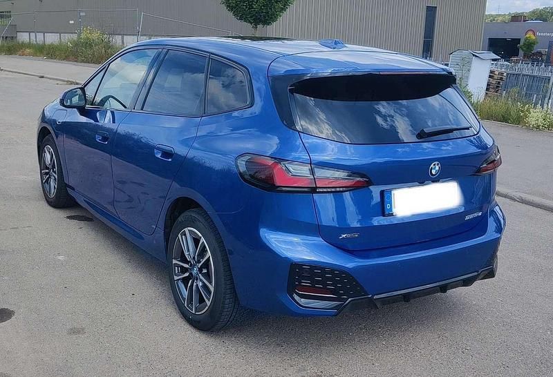 Gebraucht BMW 225 M Sport 245 PS (180 kW) 2022 Blau Van / Kleinbus