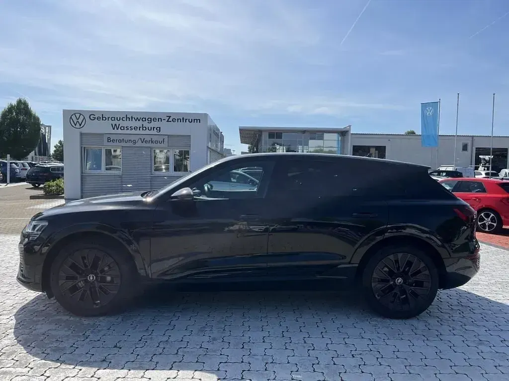 Gebraucht Audi Q8 e-tron S-Line 300 kW (408 PS) 2023 Schwarz SUV