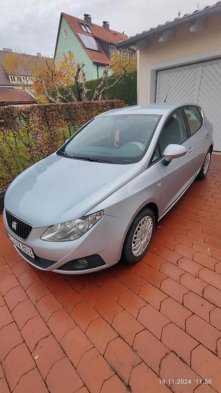 Silber Gebraucht 2010 Seat Ibiza Kleinwagen | 2.699 € (Guter Preis) - Bild 1/4