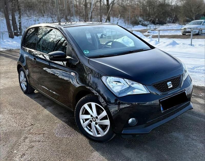 Gebraucht Seat Mii 60 PS (44 kW) 2014 Schwarz Kleinwagen