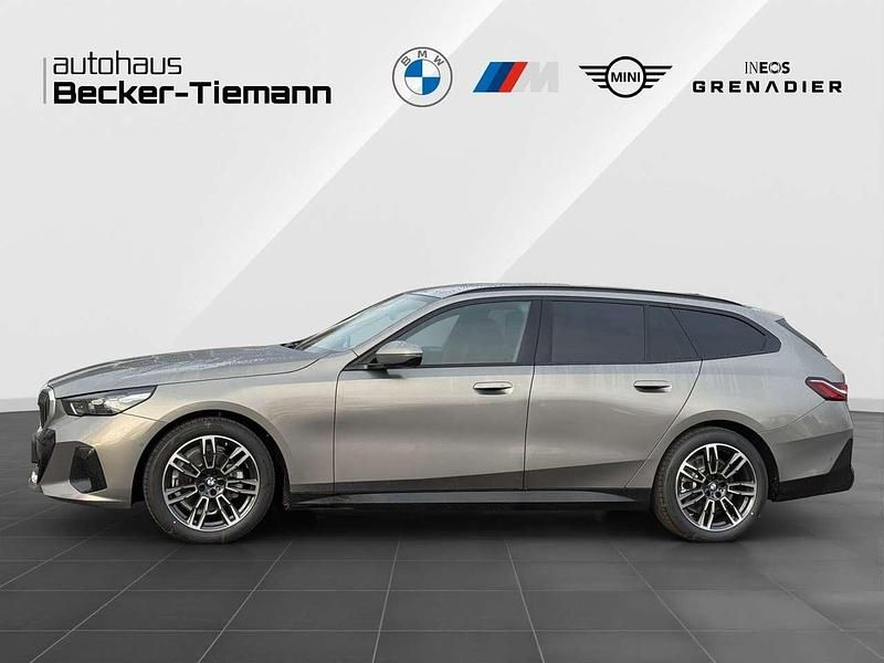Gebraucht BMW 520 Exclusive 197 PS (144 kW) 2025 Grau Limousine