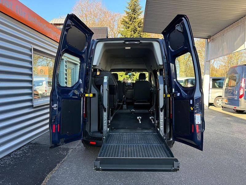 Second-hand Ford Transit Custom 105 CP (77 kW) 2017 Albastru Van