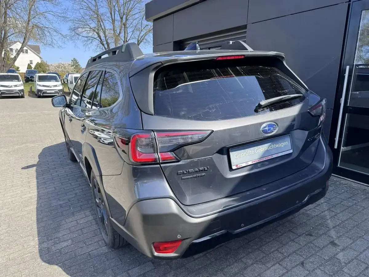 Gebraucht Subaru Outback Exclusive+ 169 PS (124 kW) 2021 Magnetite grey Kombi