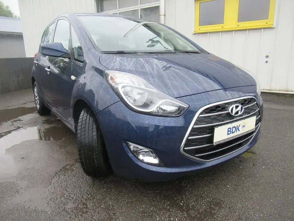 Gebraucht Hyundai i20 125 PS (91 kW) 2019 Blau Kleinwagen