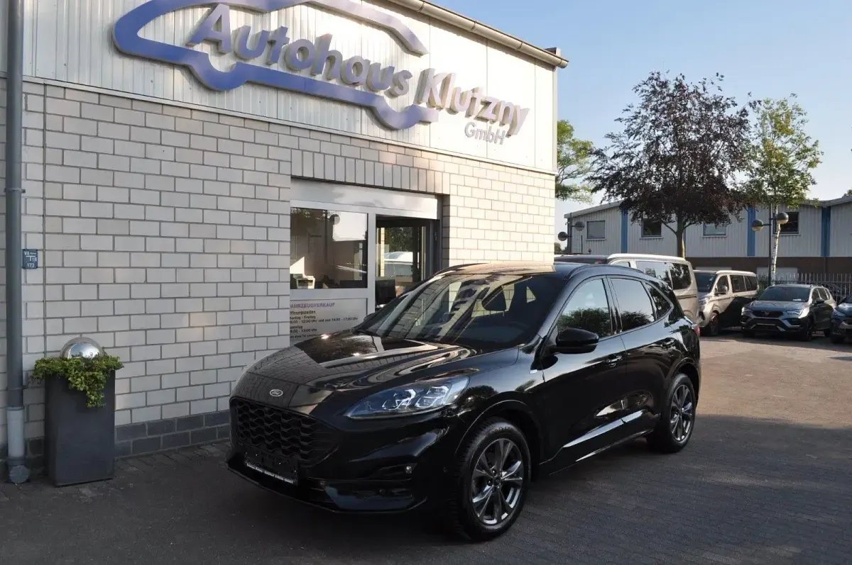 Gebraucht Ford Kuga ST-Line X 150 PS (110 kW) 2020 Schwarz SUV