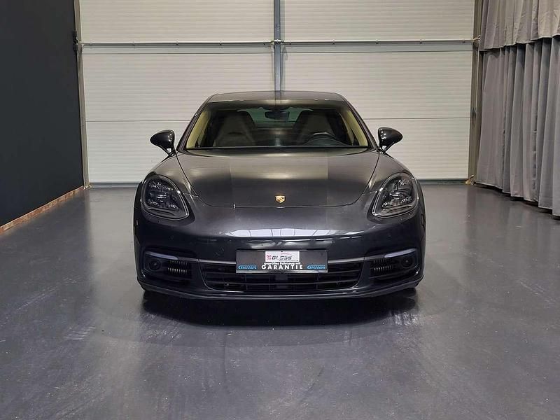 Gebraucht Porsche Panamera 421 PS (309 kW) 2017 Vulkangraumetallic Kleinwagen