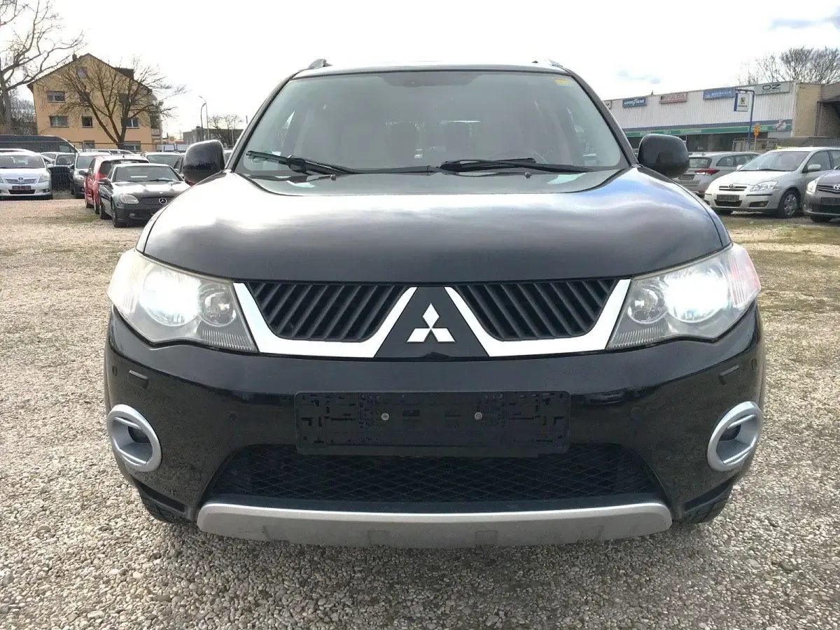 Gebraucht Mitsubishi Outlander Instyle 156 PS (114 kW) 2009 Schwarz SUV