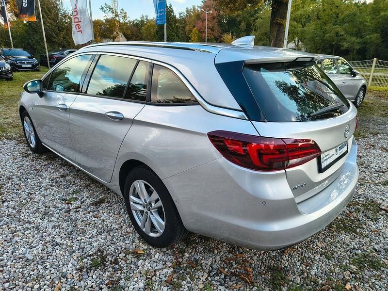 Gebraucht Opel Astra Edition 105 PS (77 kW) 2017 Other Kombi