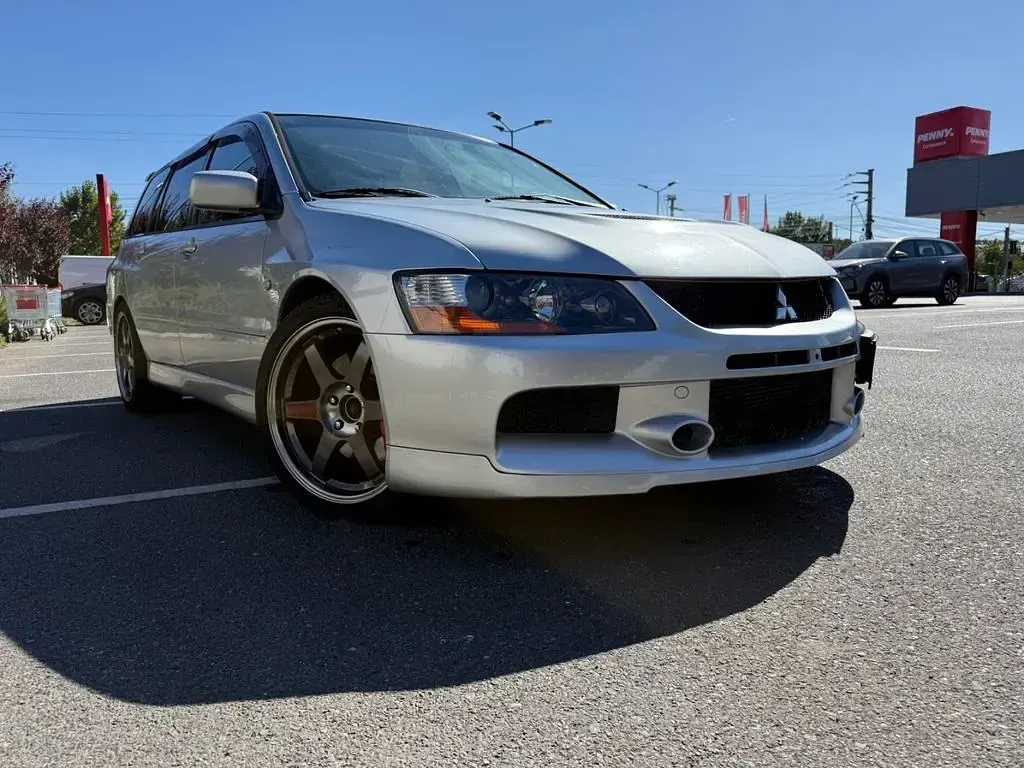 Usata Mitsubishi Lancer 280 CV (205 kW) 2005 Argento Station wagon
