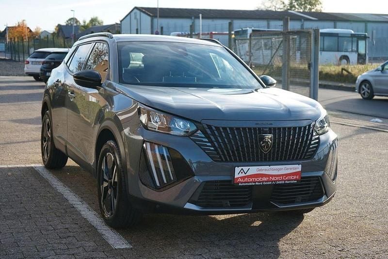 Gebraucht Peugeot 2008 Allure 131 PS (96 kW) 2025 Grau SUV