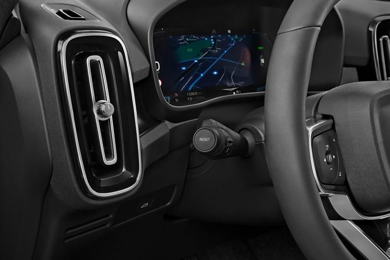 Gebraucht Volvo XC40 163 PS (119 kW) 2024 SUV