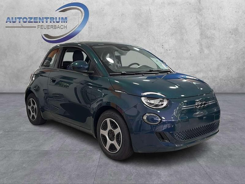 Colore esterno ozean grãœn Gebraucht 2023 Fiat 500e Action Limousine | 18.990 € (Superpreis) - Bild 1/4