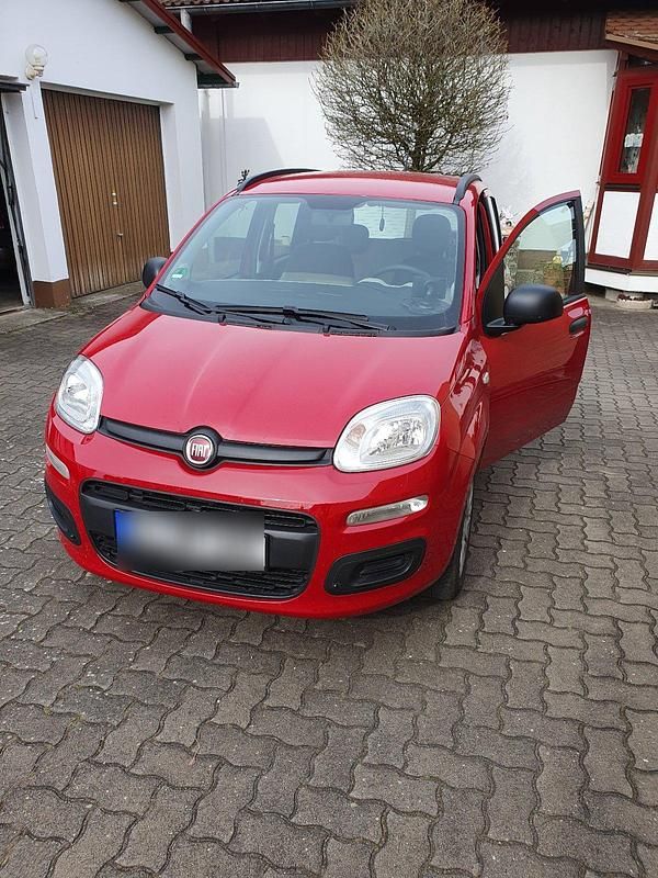 Gebraucht Fiat Panda 69 PS (50 kW) 2013 Rot Kleinwagen