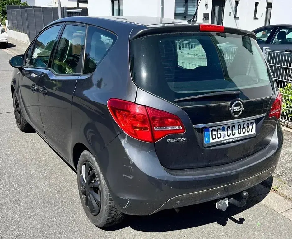 Gebraucht Opel Meriva Edition 101 PS (74 kW) 2011 Grau Van / Kleinbus