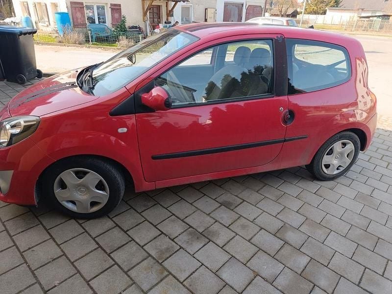 Gebraucht Renault Twingo Authentique 77 PS (56 kW) 2010 Rot Kleinwagen