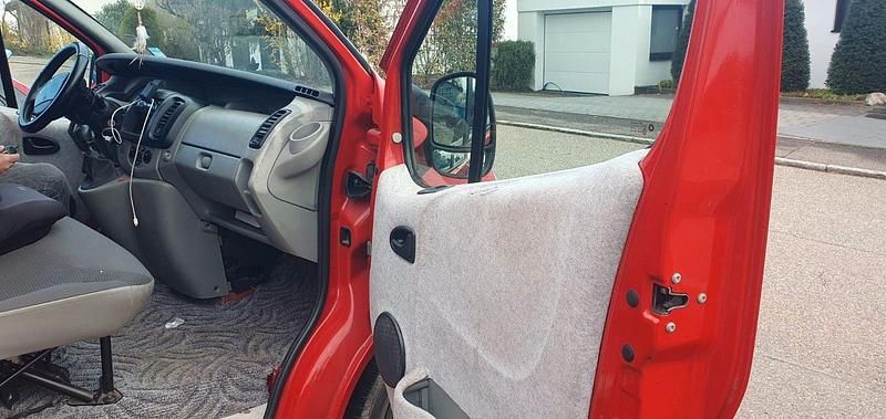 Brugt Renault Trafic 90 HK (66 kW) 2007 Rød MPV