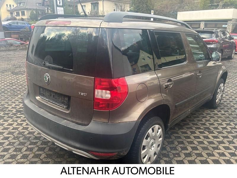 Gebraucht Skoda Yeti Plus Edition 110 PS (80 kW) 2011 Braun SUV