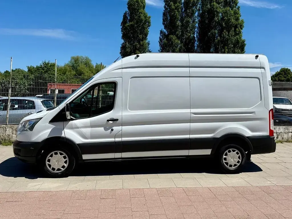 Gebraucht Ford Transit Trend 125 PS (91 kW) 2016 Weiß Van / Kleinbus