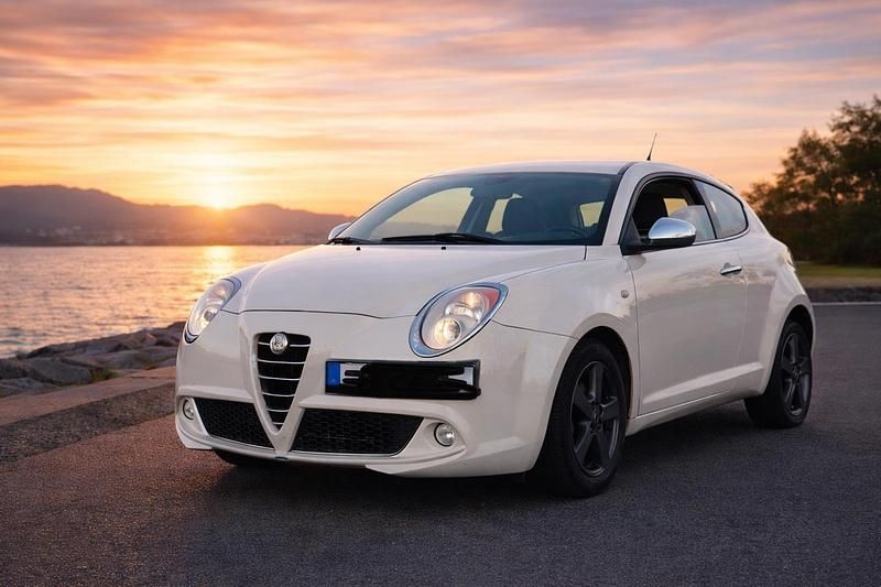 Gebraucht Alfa Romeo MiTo 105 PS (77 kW) 2014 Weiß Kleinwagen